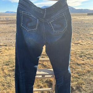 Silver Jeans “Suki” Midboot 28 x 33